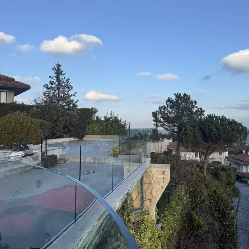 cam-korkuluk-zekeriyakoy