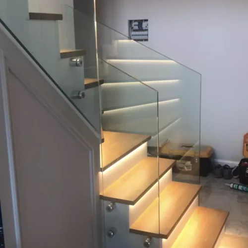 kl-merdiven-cam-korkuluk