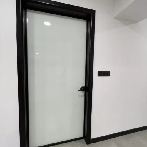 pervazl-cam-kap-saryer