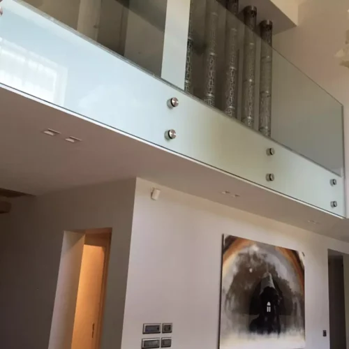 sahanlk-cam-korkuluk-duz