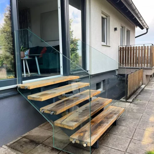 villa-onu-cam-korkuluk